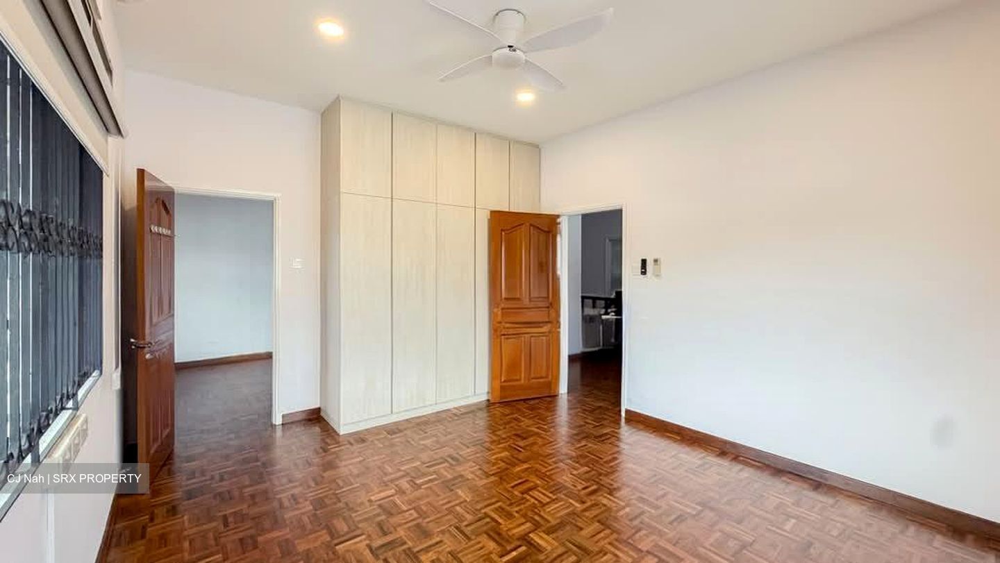 Grove Drive (D10), Semi-Detached #592826911